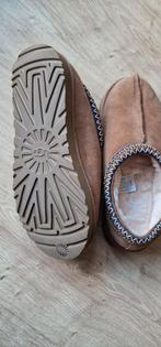 UGG slippers/pantoffels maat 40, Kleding | Dames, Schoenen, Ophalen of Verzenden, Zo goed als nieuw, Instappers
