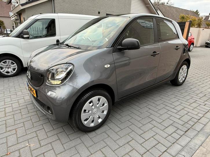 17000km!!!!!uniek en Automaat Smart ForFour 1.0  2016 Grijs, Auto's, Smart, Bedrijf, Benzine, B, Hatchback, Automaat, Origineel Nederlands
