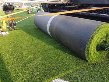 Volle Rol Kunstgras! 256m2 (4m x 64m) Super sterk en Zacht! beschikbaar voor biedingen