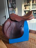 Stubbben siegfried springzadel 17,5 inch boommaat 31 €110,-, Dieren en Toebehoren, Paarden en Pony's | Zadels, Ophalen, Gebruikt