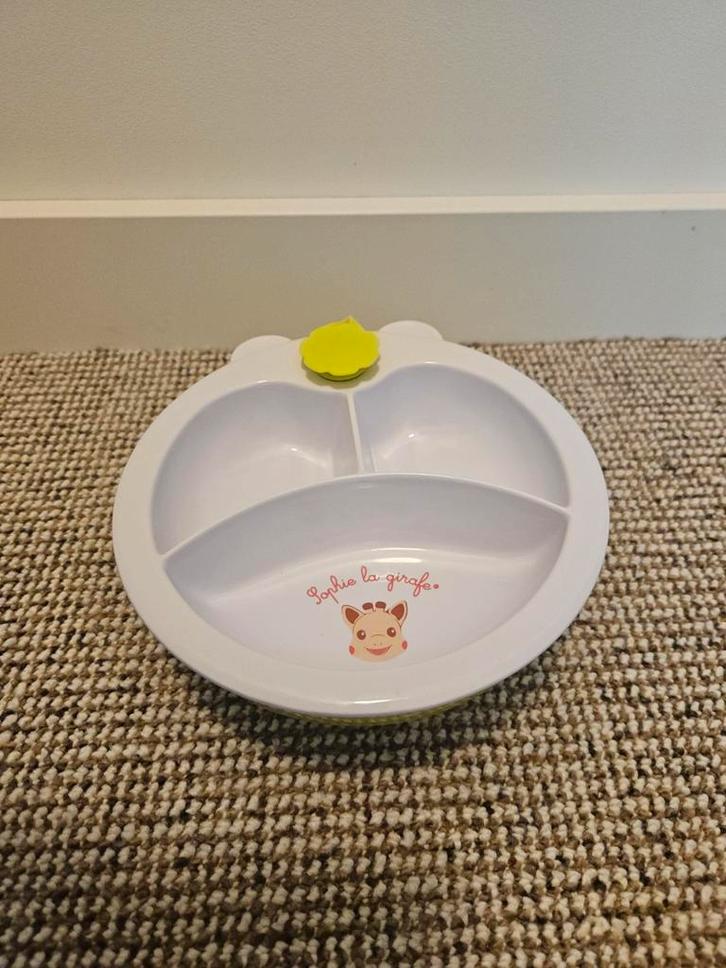 Sophie de Giraf Warmhoudbord met Zuignap, Kinderen en Baby's, Babyvoeding en Toebehoren, Zo goed als nieuw, Overige typen, Ophalen