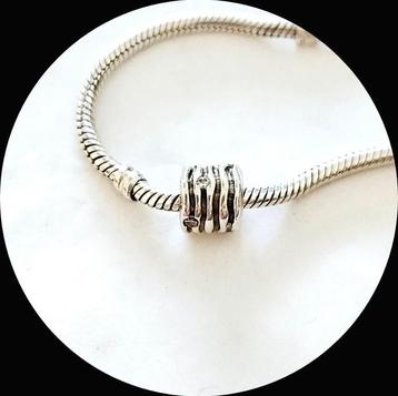 Pandora Swirl Wrap 790182CZ / zirkonia  beschikbaar voor biedingen