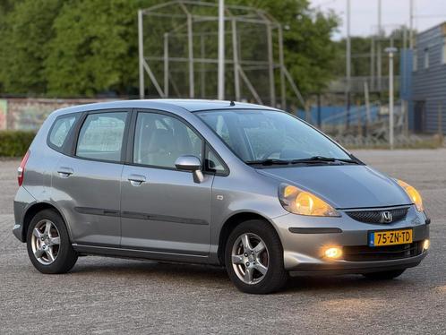 Honda Jazz 1.2 I 2008 Grijs, Auto's, Honda, Particulier, Jazz, Benzine, B, Hatchback, Handgeschakeld, Origineel Nederlands, Zilver of Grijs