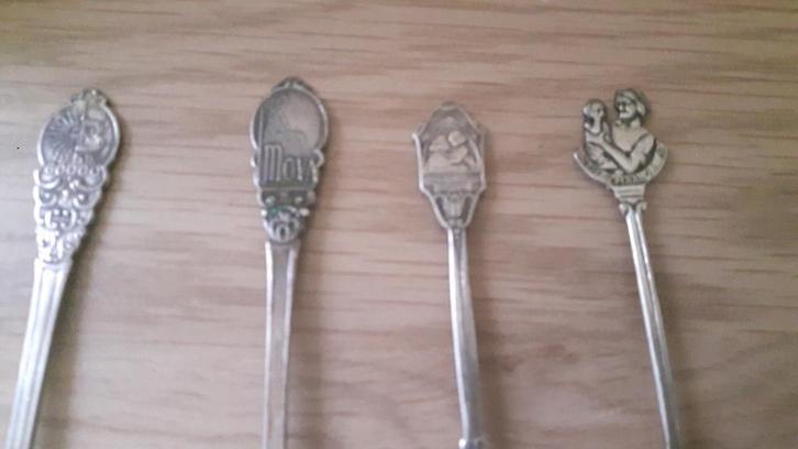 Lepeltjes uit de oude doos, Antiek en Kunst, Antiek | Bestek, Ophalen of Verzenden