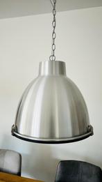 Twee mooie hanglampen, Huis en Inrichting, Lampen | Hanglampen, Modern/industrieel, Gebruikt, Metaal, Ophalen
