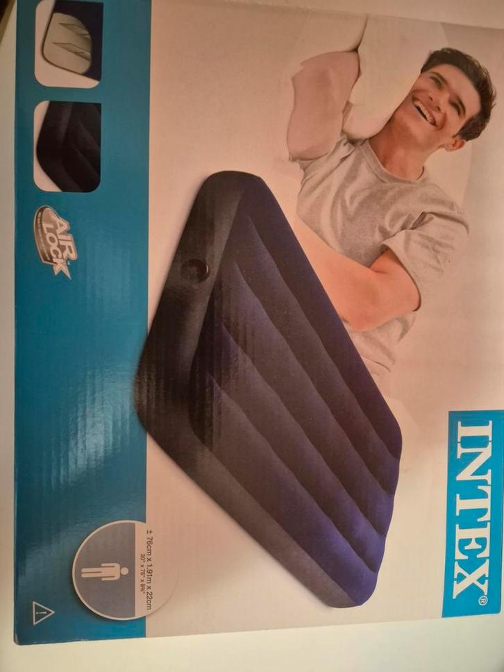 2 Intex Luchtbedden (waarvan 1 nieuw) voor 20 euro!, Caravans en Kamperen, Luchtbedden, Ophalen of Verzenden