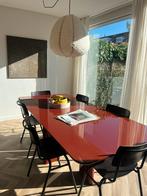 Rode design eettafel | Gabrielle Paris, Haarlem