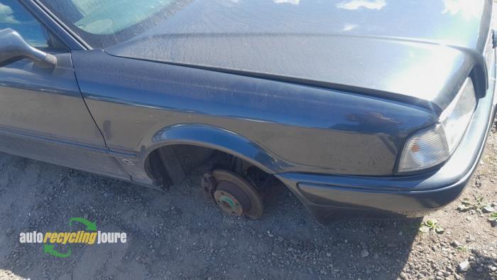Scherm rechts-voor van een Audi 80 (LZ9U), Auto-onderdelen, Carrosserie en Plaatwerk, Audi, Gebruikt, 3 maanden garantie