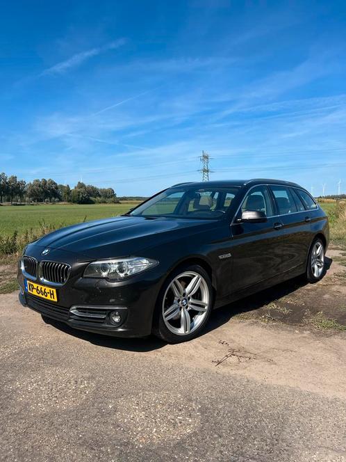 BMW 5-Serie 2.0 520I AUT 260 PK Station  2017 Bruin, Auto's, BMW, Particulier, 5-Serie, ABS, Airbags, Airconditioning, Alarm, Bluetooth