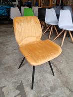 Nette eetkamerstoelen goudgeel met zwarte poten, Huis en Inrichting, Stoelen, Ophalen of Verzenden, Nieuw, Stof, Eén
