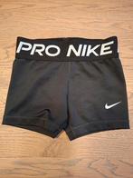 Nike Pro Korte Broek - XS, Kinderen en Baby's, Kinderkleding | Maat 122, Meisje, Sport- of Zwemkleding, Ophalen of Verzenden, Zo goed als nieuw