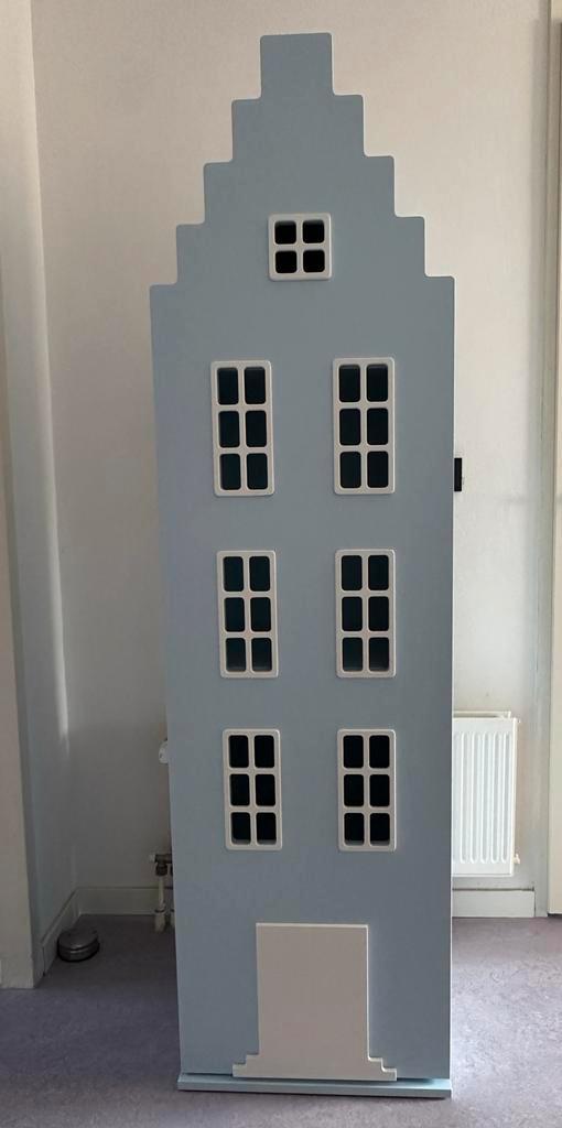 Lichtblauwe kinderkast - Trapgevel, Huis en Inrichting, Kasten | Kledingkasten, Gebruikt, 150 tot 200 cm, 50 tot 100 cm, 50 tot 75 cm