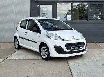 Peugeot 107 1.0 Access Accent 5-Deurs NAP Radio/CD/AUX NAP beschikbaar voor biedingen