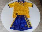 Voetbalshirt + broek Zweden 1998-1999 (Adidas, S), Ophalen of Verzenden, Gebruikt, Buitenlandse clubs, Shirt