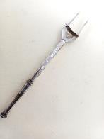 art deco zuurvorkje, gemerkt, zilver of verzilverd?, Antiek en Kunst, Ophalen of Verzenden, Zilver