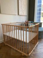 Petit Amelie baby box Tigre Naturel, Kinderen en Baby's, Boxen, Ophalen, Zo goed als nieuw, Wieltjes