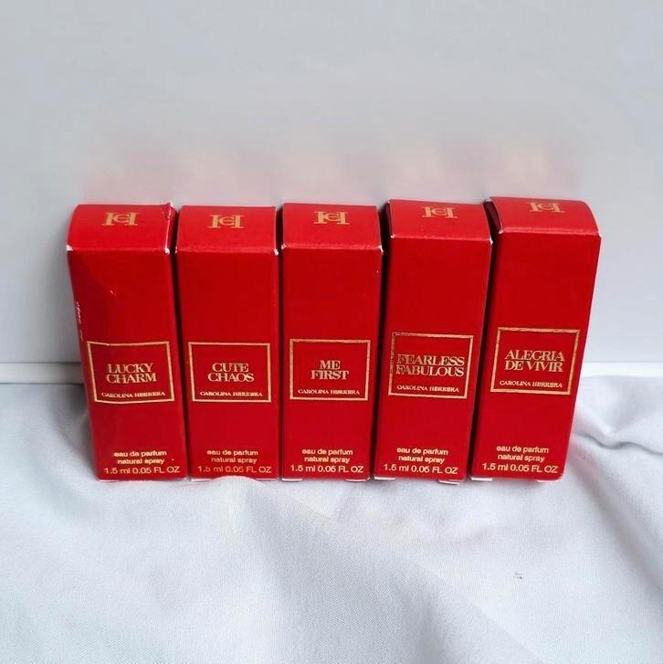 NU €5 ‼️ Carolina Herrera Cute Chaos Me First parfum 1,5 ml, Sieraden, Tassen en Uiterlijk, Uiterlijk | Parfum, Ophalen of Verzenden