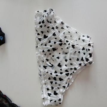 Set broekjes xl ook los te koop beschikbaar voor biedingen