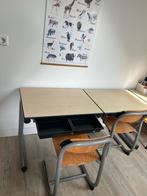 Kinder bureau met stoel, Ophalen, Gebruikt