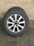 Tiguan e.a. VW, 4 winterbanden op velgen 16 inch, Auto-onderdelen, Banden en Velgen, Ophalen, 16 inch, Banden en Velgen, Winterbanden