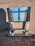Telescoop ladder 3,20 hoog, Doe-het-zelf en Verbouw, Ladders en Trappen, Ophalen of Verzenden, Zo goed als nieuw, 2 tot 4 meter