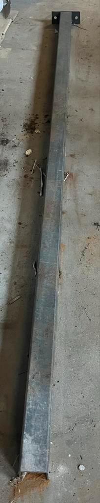 Stalen draagpilaar 300cm x 8x8cm, Doe-het-zelf en Verbouw, Metalen, Gebruikt, IJzer, Ophalen