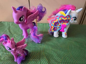 3 my little ponys beschikbaar voor biedingen
