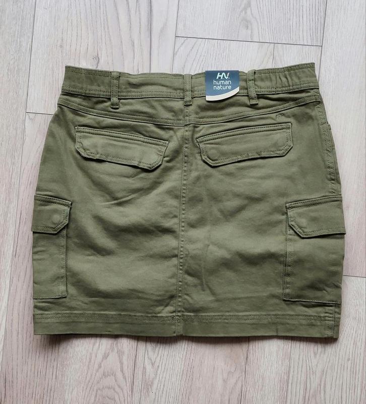 Groene skort. Nieuw. Maat L. Sinttip Kersttip, Kleding | Dames, Rokken, Nieuw, Maat 42/44 (L), Groen, Boven de knie, Ophalen of Verzenden
