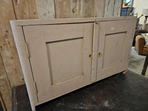 brocant kastje ``WOONWINKEL RUSTIEK``, Antiek en Kunst, Curiosa en Brocante, Ophalen of Verzenden
