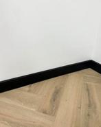 Plinten 70x15 over 7 stuks, Doe-het-zelf en Verbouw, Plinten en Afwerking, Ophalen, Zo goed als nieuw, Mdf, 200 tot 250 cm