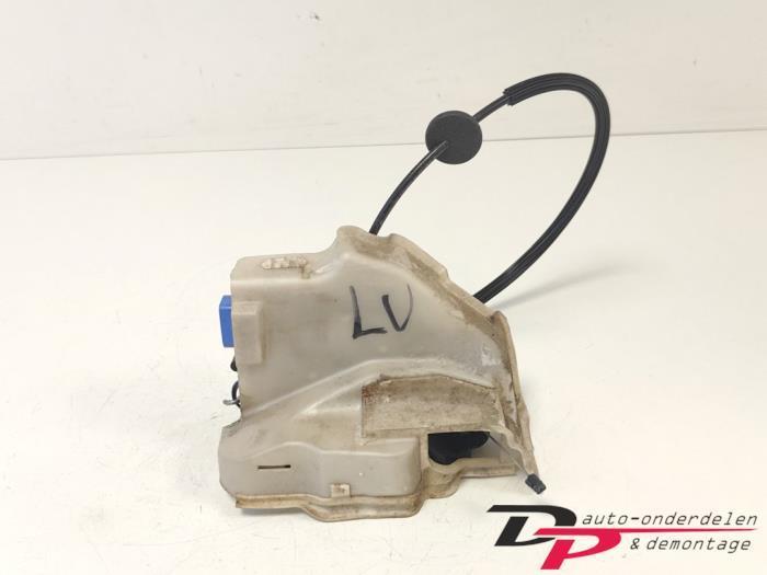 Deurslot Mechaniek 2Deurs links van een Volkswagen Golf, Auto-onderdelen, Carrosserie en Plaatwerk, Volkswagen, Gebruikt, 3 maanden garantie