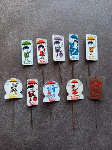 10 verschillende speldjes Venz
 beschikbaar voor biedingen