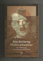 Hitlers schutkleur - Peter den Hertog, Boeken, Oorlog en Militair, Nieuw, Ophalen of Verzenden, Tweede Wereldoorlog