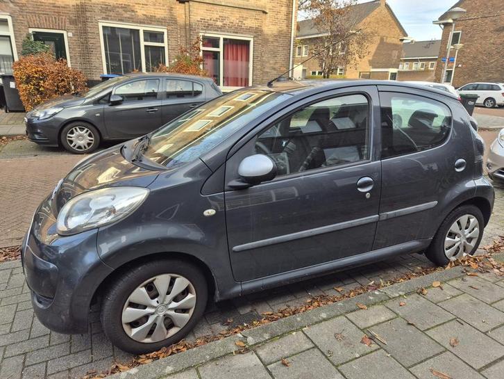 Citroën C1 1.0i 68PK 5D 2011 Grijs, Auto's, Citroën, Particulier, C1, Benzine, A, Hatchback, Handgeschakeld, Origineel Nederlands