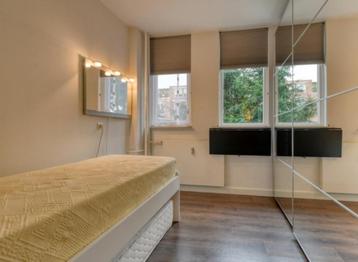eenpersoons bed 90x200 lattenbodem wit hout  beschikbaar voor biedingen