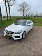 Mercedes E200 AMG-Line | Pano | 19" LM | LED | NL Auto |, Auto's, Origineel Nederlands, Te koop, 1515 kg, Benzine