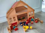 Beeboo Houten Poppenhuis met Meubels en 4 poppetjes, Ophalen, Gebruikt, Poppenhuis