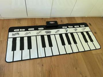 Muziekmat / Pianomat 70x180cm beschikbaar voor biedingen
