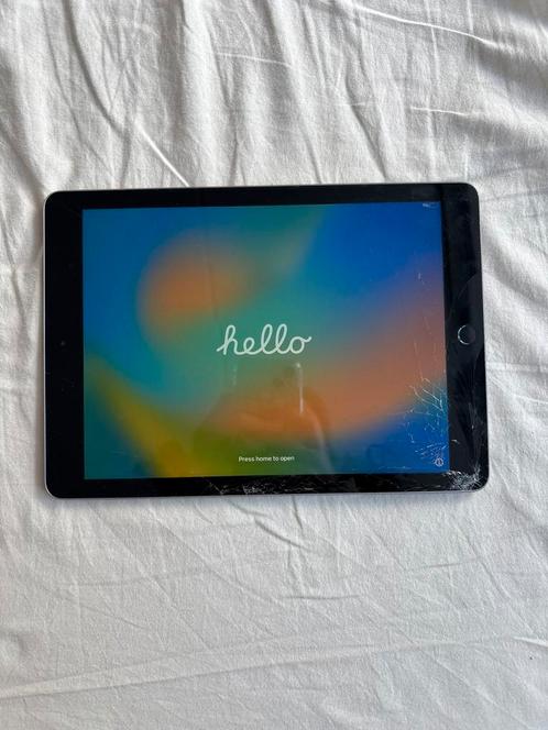 Apple iPad 6e generatie – 32GB, Computers en Software, Apple iPads, Zo goed als nieuw, Overige modellen, 10 inch, 32 GB, Grijs