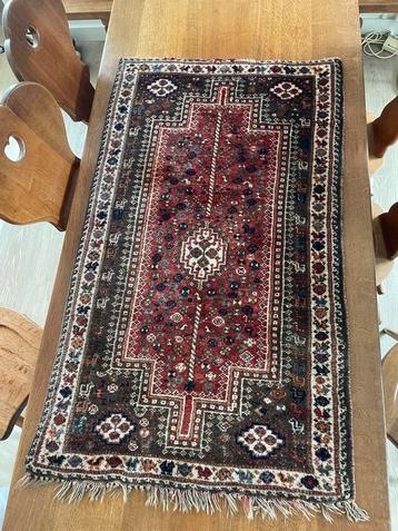 Perzisch kleed beschikbaar voor biedingen