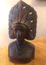 Houtsnijwerk / Indonesië : traditioneel beeld vrouw, Antiek en Kunst, Ophalen of Verzenden