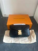 Louis Vuitton Pochette Metis East West, Ophalen of Verzenden, Nieuw, Zwart, Schoudertasje