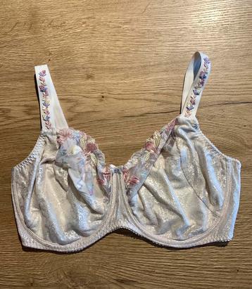 Prima donna 85G full cup ivoor meerkleurig borduur beschikbaar voor biedingen