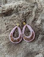 Lott Gioielli, Ophalen of Verzenden, Zo goed als nieuw, Roze, Knopjes of Stekers