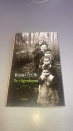 Ramiro Pinilla - De vijgenboom, Boeken, Ramiro Pinilla, Ophalen of Verzenden, Zo goed als nieuw, Nederland