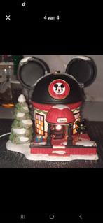 Disney Mickey's Ear Hat Shop. Porselein. Nieuw zonder doos, Ophalen of Verzenden, Mickey Mouse, Nieuw, Beeldje of Figuurtje