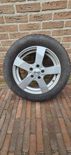 Vredestein winterbanden met licht metale velgen voor pasaat, Ophalen, Zo goed als nieuw