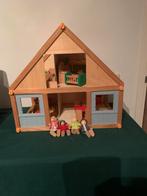 Houten Poppenhuis met Meubels, Ophalen of Verzenden, Zo goed als nieuw, Poppenhuis
