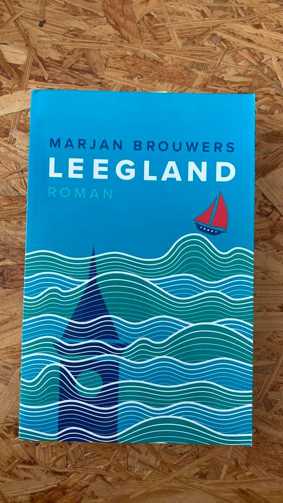 Marjan Brouwers - Leegland, Boeken, Literatuur, Zo goed als nieuw, Nederland, Ophalen of Verzenden