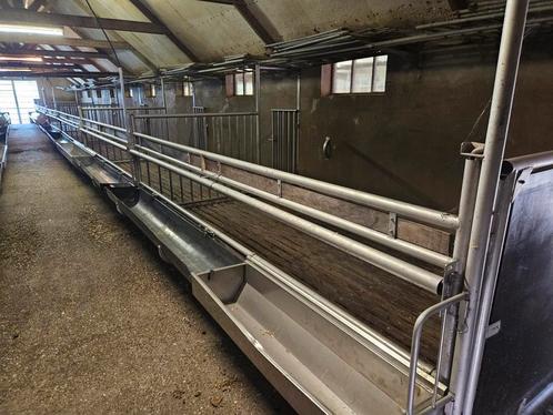 Kalverstal inrichting agrarisch, Dieren en Toebehoren, Stalling en Weidegang